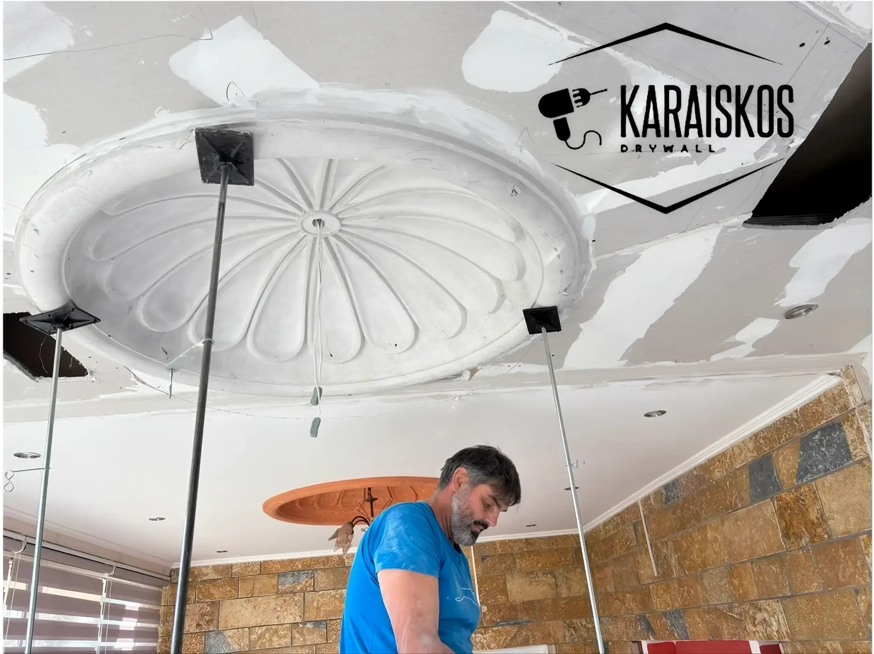 κατασκευή ιστοσελίδας για επιχείρηση γυψοσανίδων Καραΐσκος DMcreators